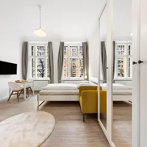 Boardinghouse By Sunton Frankfurter Allee Berlin